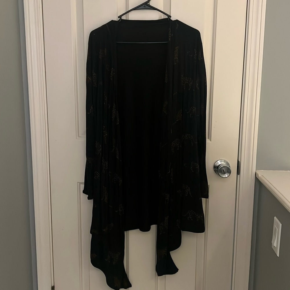 Sseko Designs reversible cheetah duster.